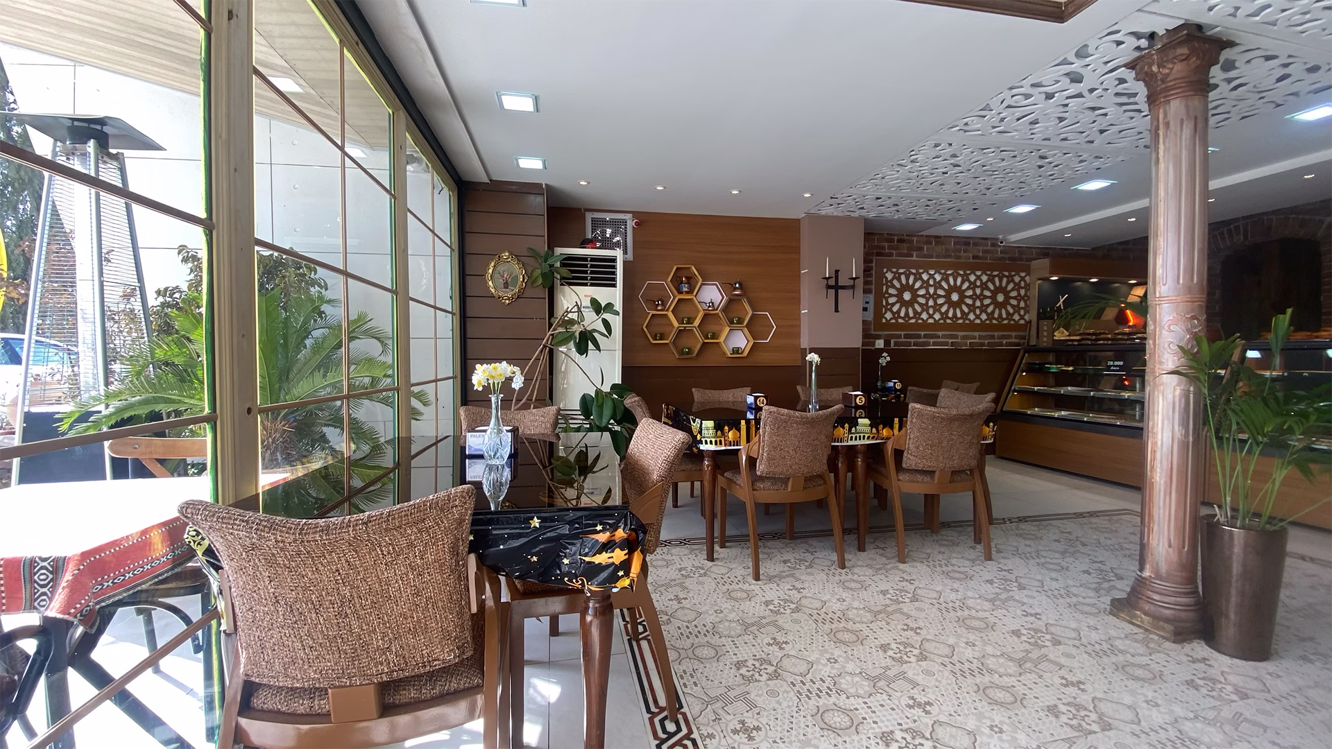 Cafe